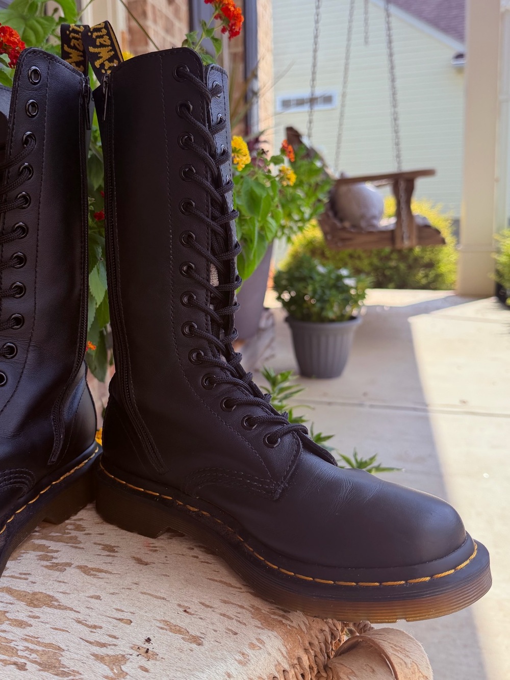 Doc Marten 1914 Vonda Mono Embroidered Rose Floral 14 Eye Black Red Combat Boots - Picture 10 of 16